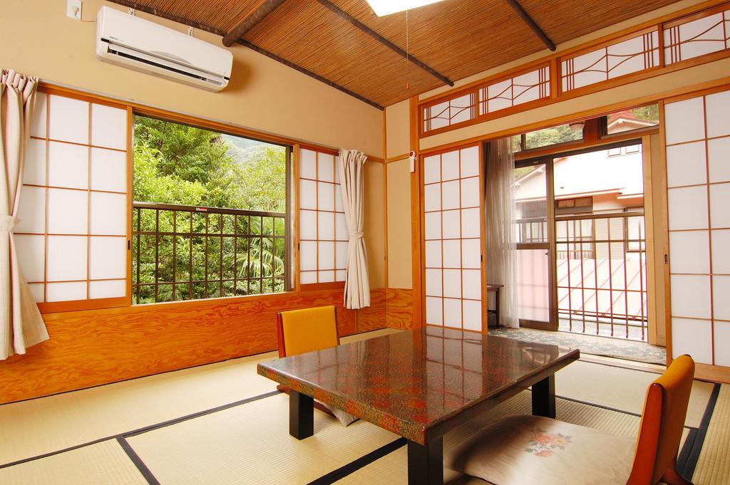 Hotel Sansou Nagisa Isehara Zimmer foto